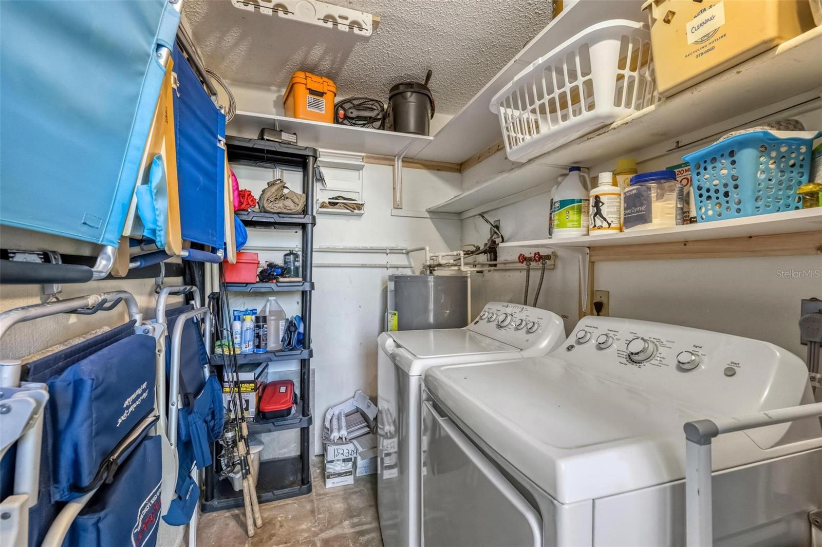 LYONS COVE - Residential