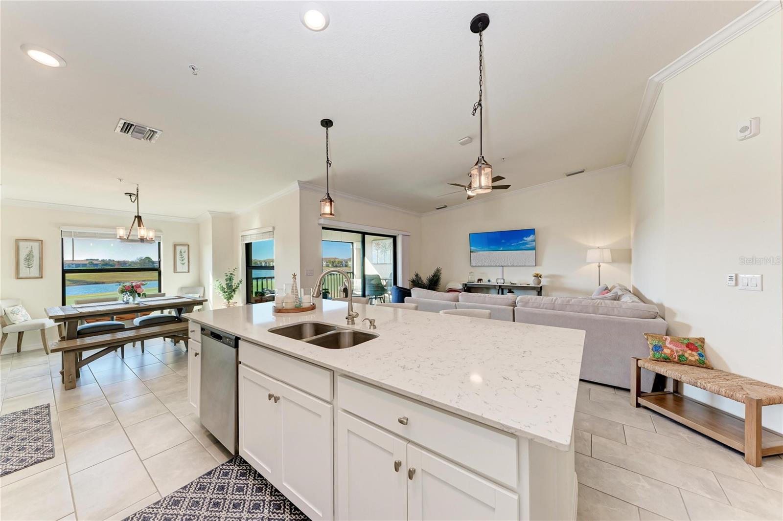 VERANDA V AT LAKEWOOD NATIONAL PH IV - Residential