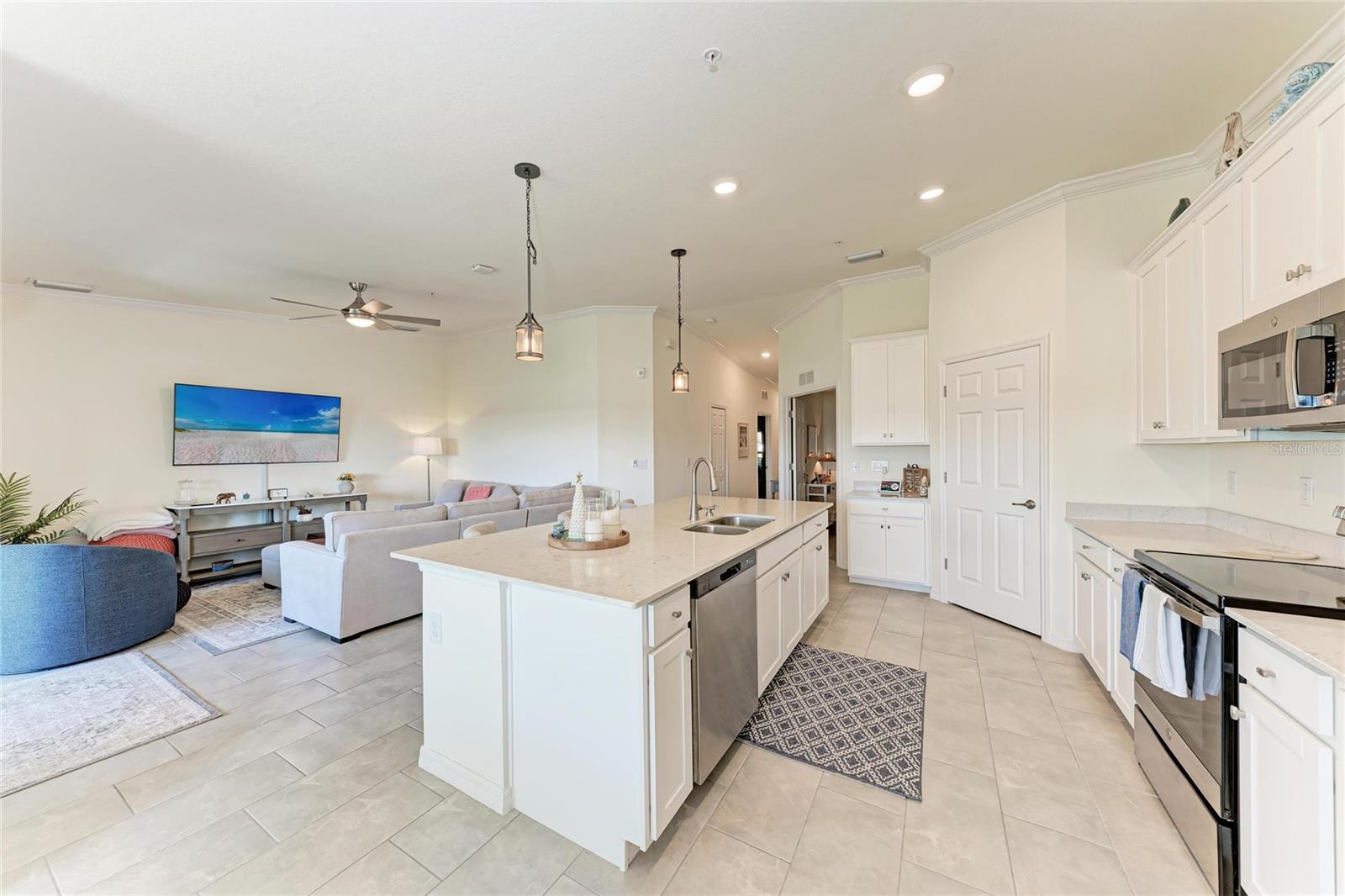 VERANDA V AT LAKEWOOD NATIONAL PH IV - Residential