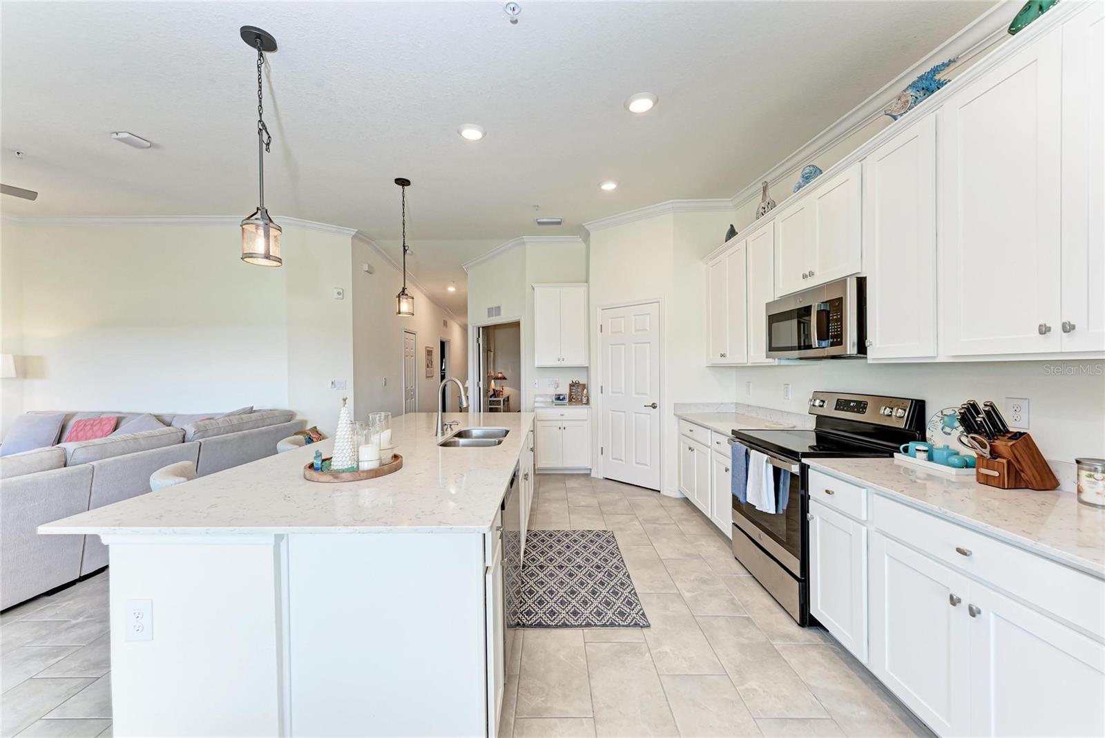 VERANDA V AT LAKEWOOD NATIONAL PH IV - Residential