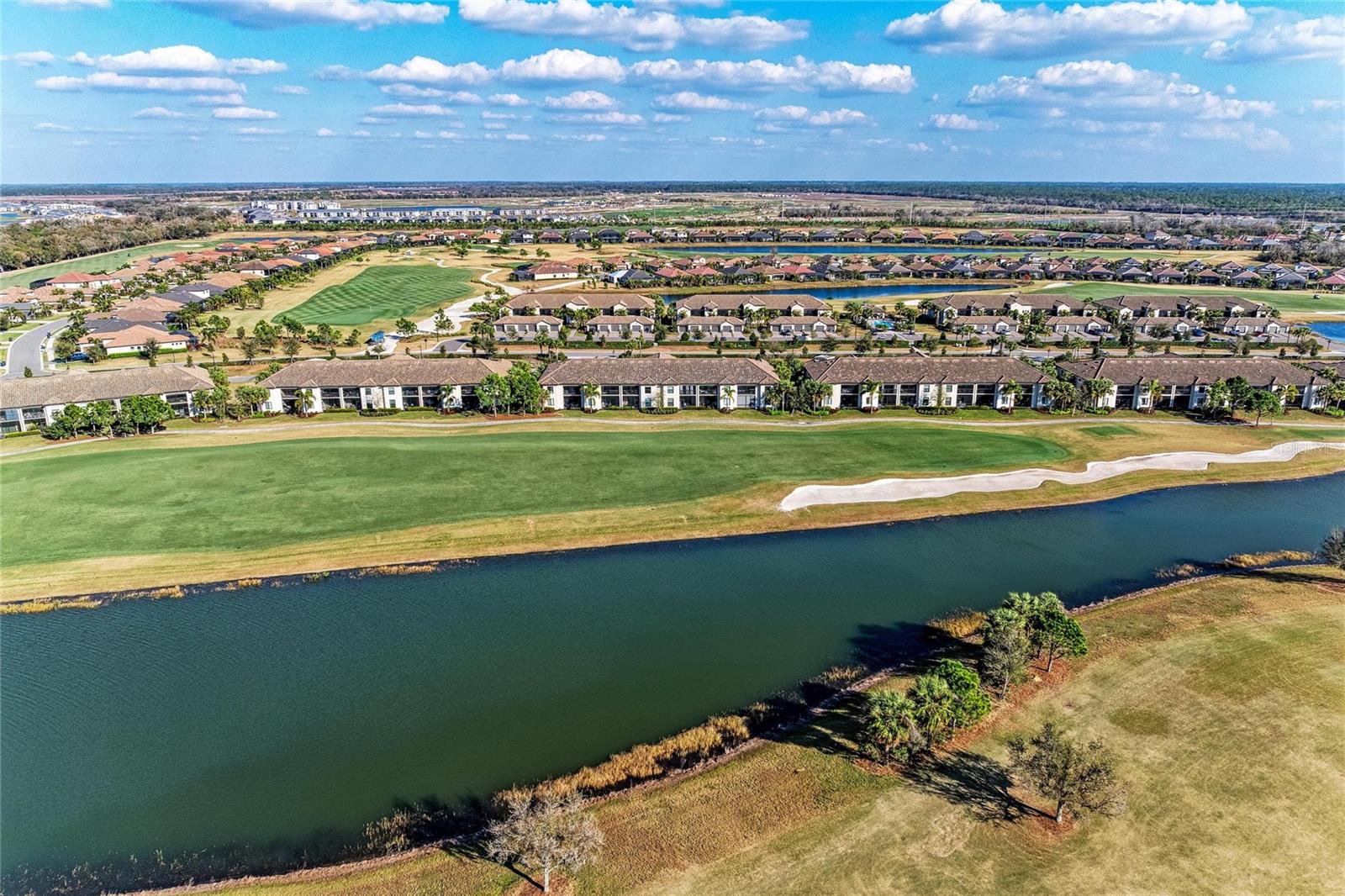 VERANDA V AT LAKEWOOD NATIONAL PH IV - Residential