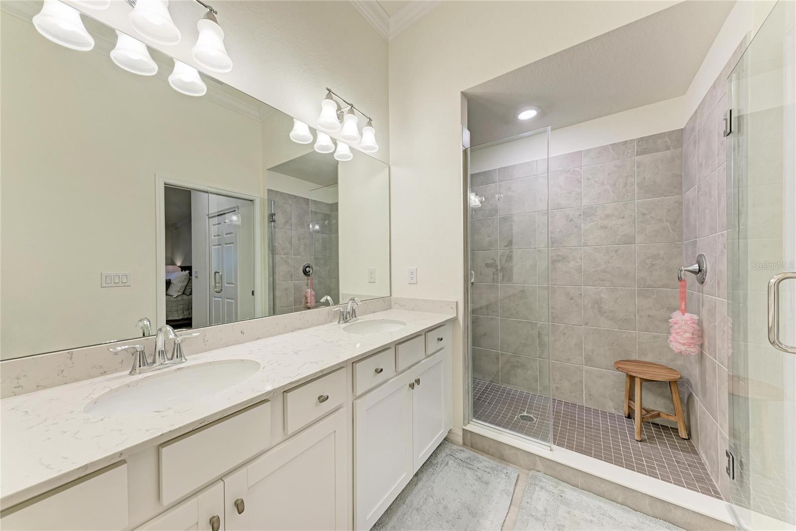 VERANDA V AT LAKEWOOD NATIONAL PH IV - Residential