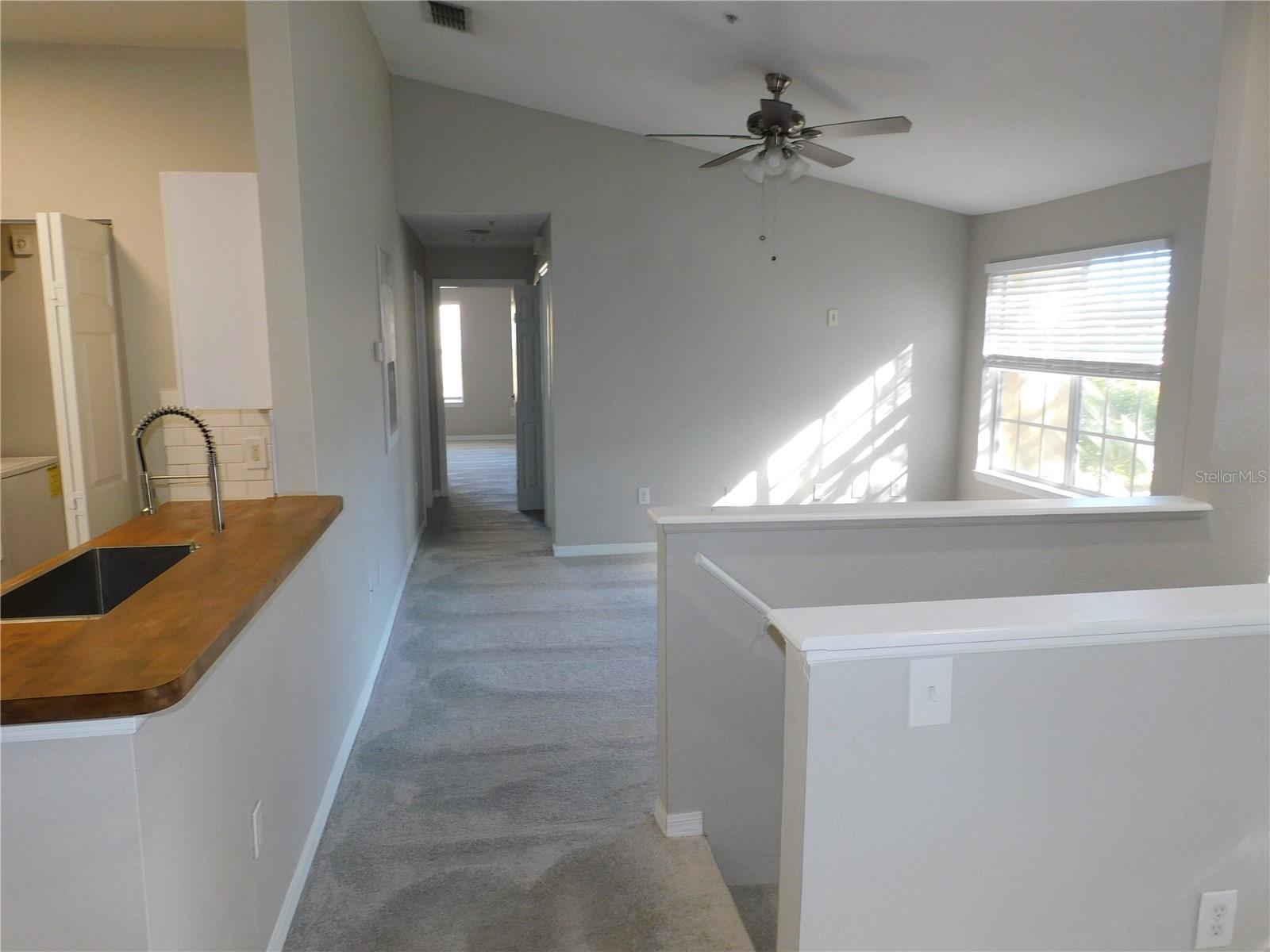 CRESCENT PLACE AT LAKE LOTUS CONDO - Residential