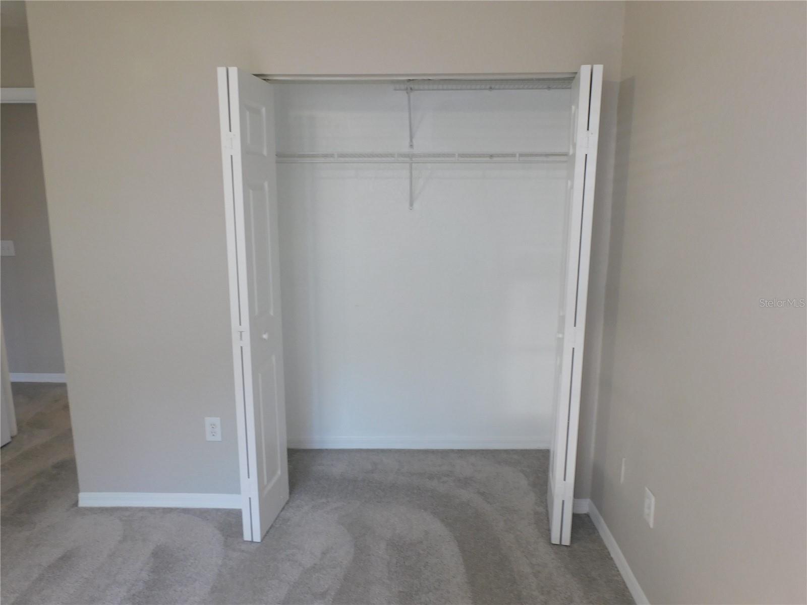 CRESCENT PLACE AT LAKE LOTUS CONDO - Residential