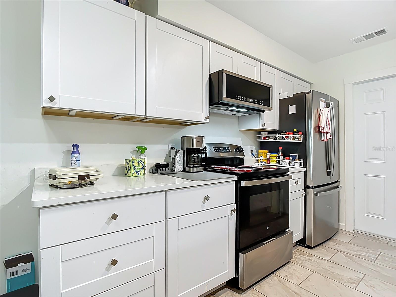215 PERSIMMON STREET 52