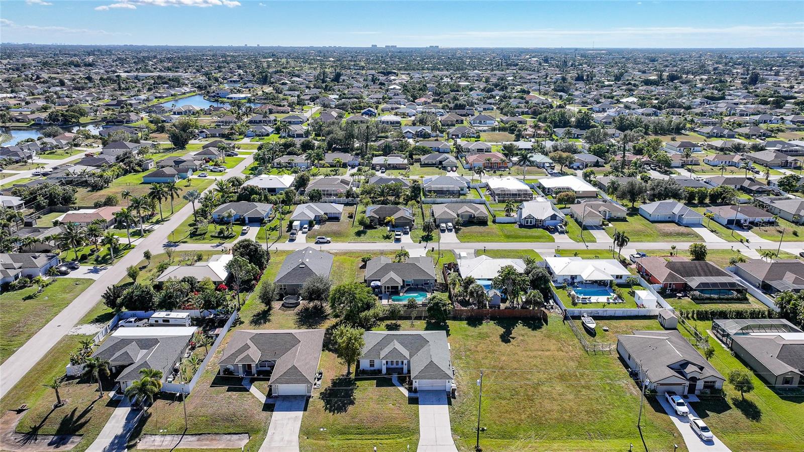 CAPE CORAL - Residential