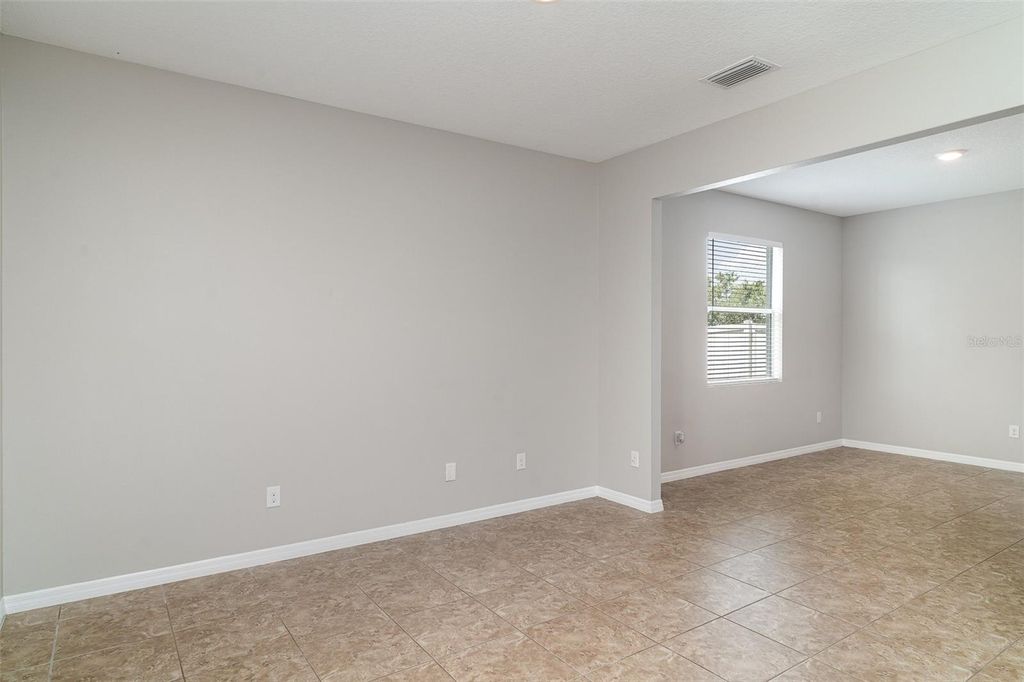 Photo of 541 Vista Ridge Drive, Ruskin, FL 33570 (MLS # O6304868)