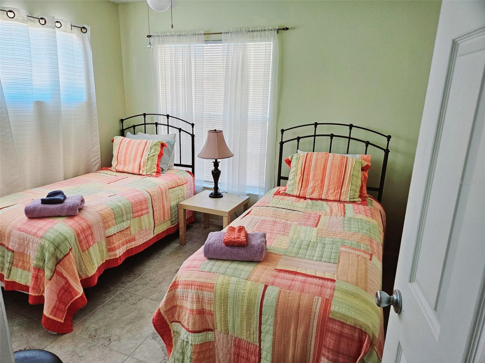 TOWNHOUSES OF LAKESIDE SOUTH - Residential Lease