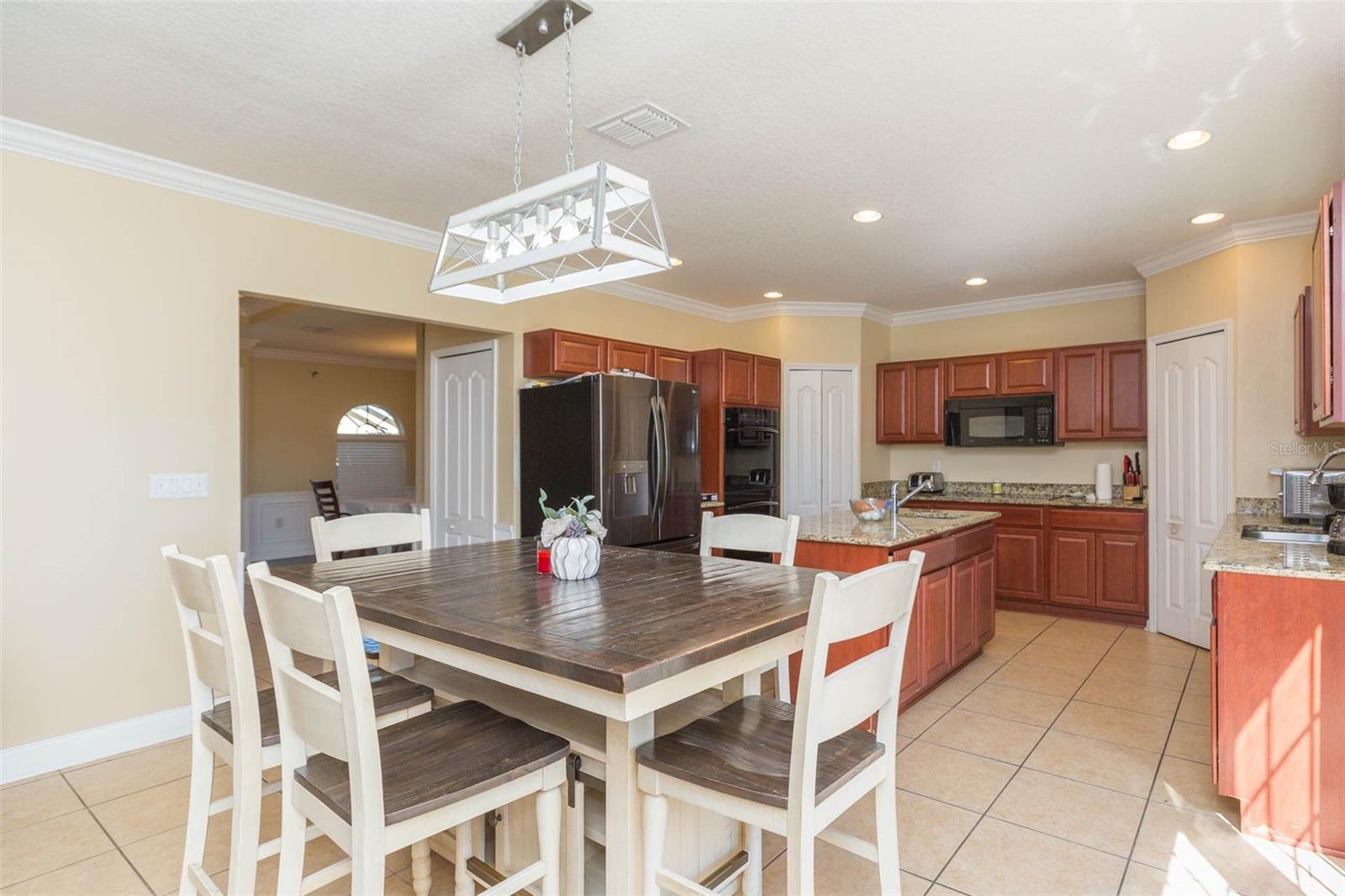 ABBEY GLEN I A-E - Residential