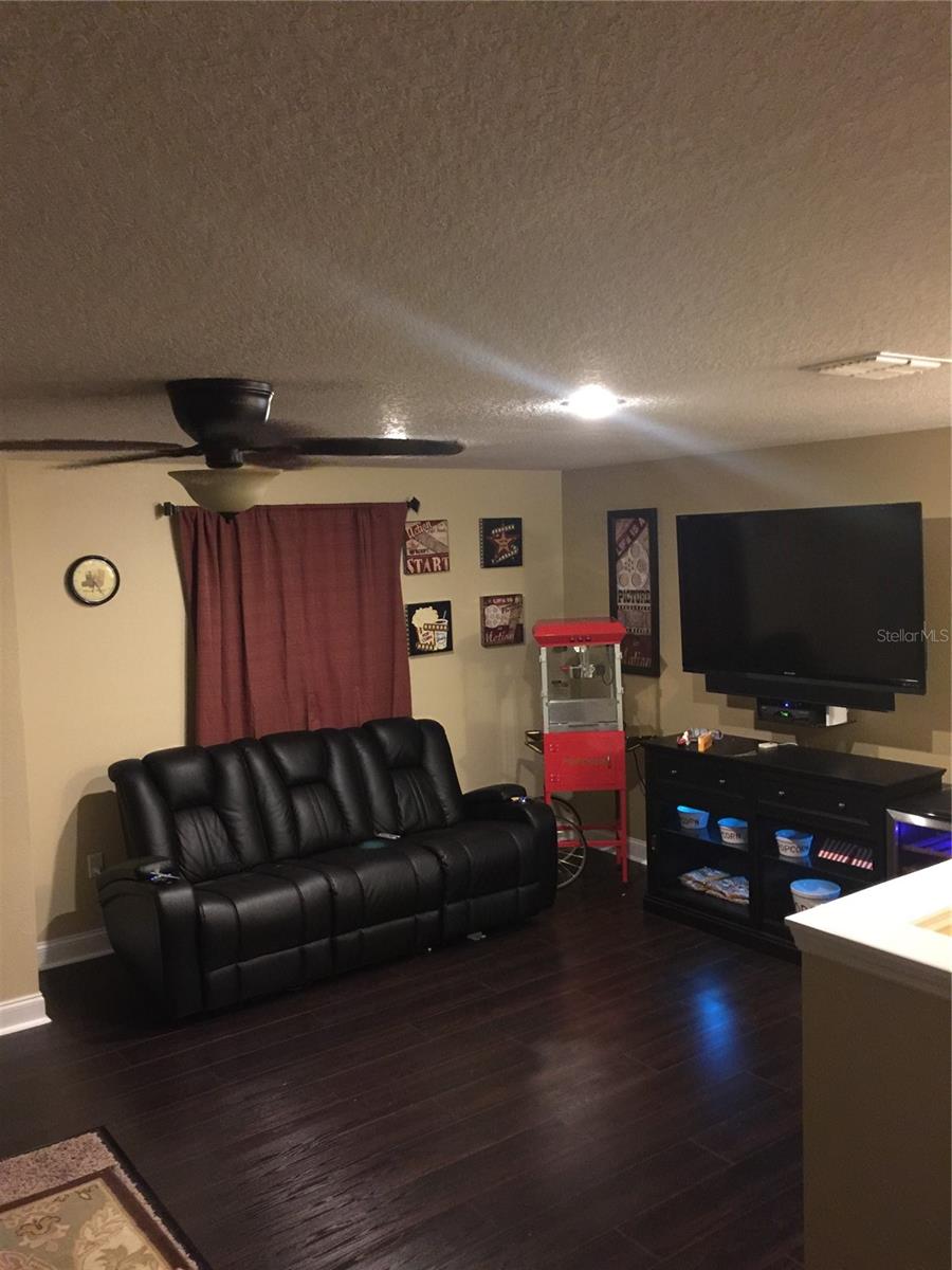 ABBEY GLEN I A-E - Residential