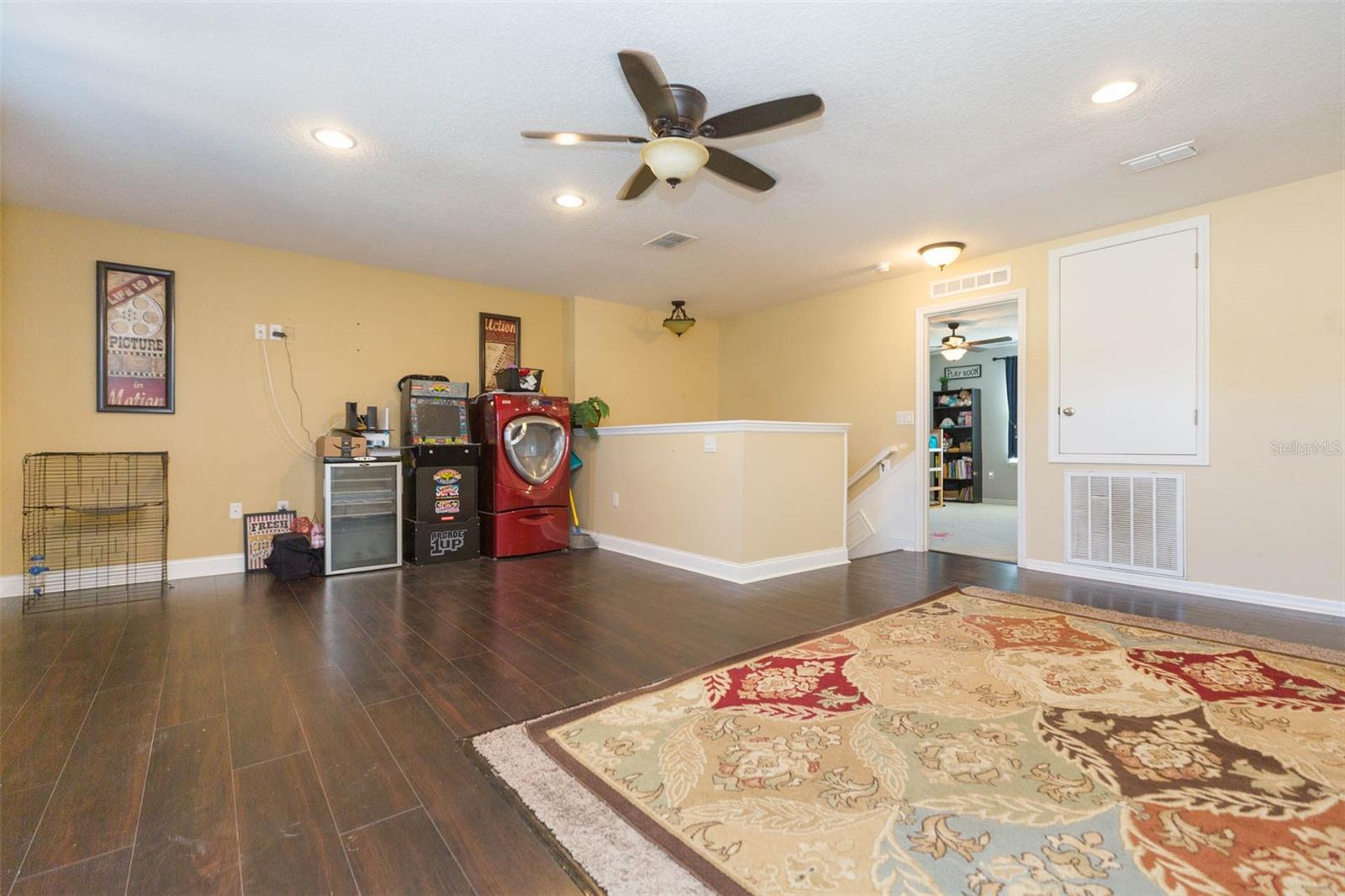 ABBEY GLEN I A-E - Residential