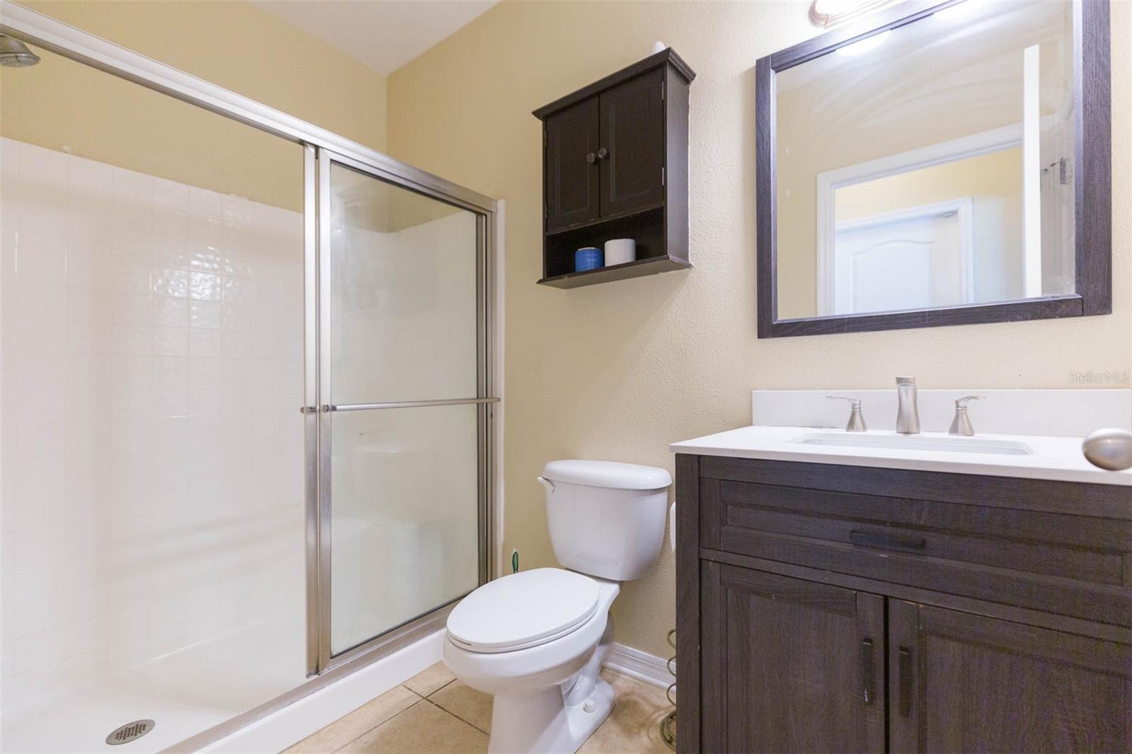 ABBEY GLEN I A-E - Residential