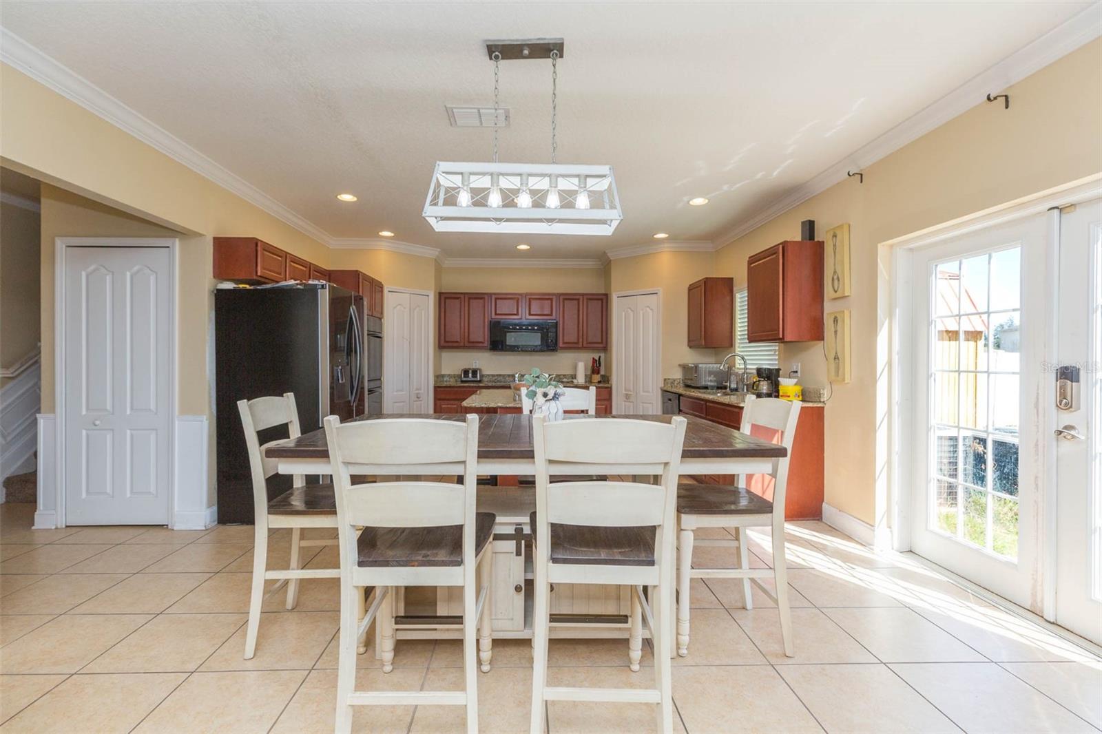 ABBEY GLEN I A-E - Residential