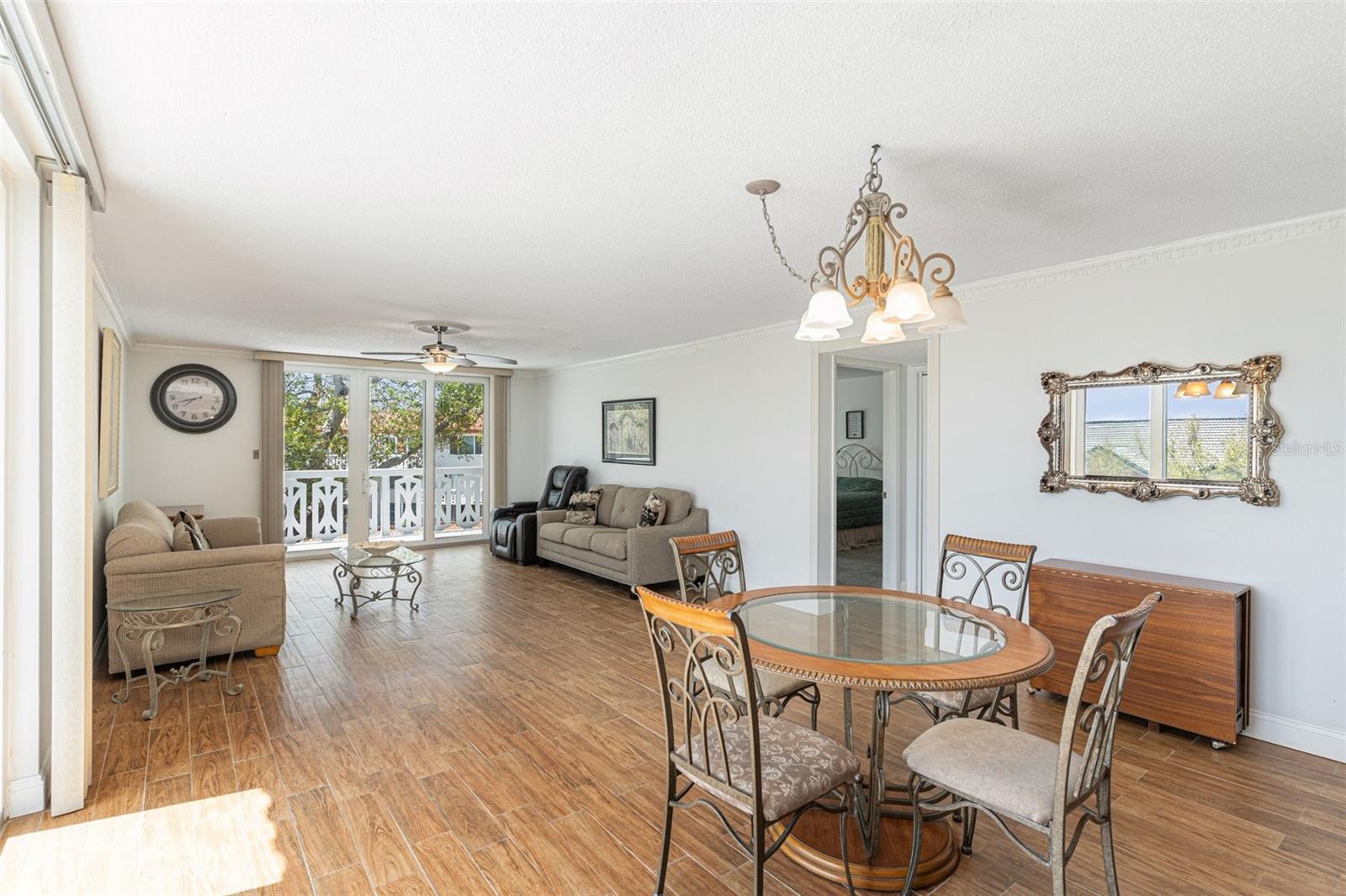 SEVILLE CONDO 8 - Residential