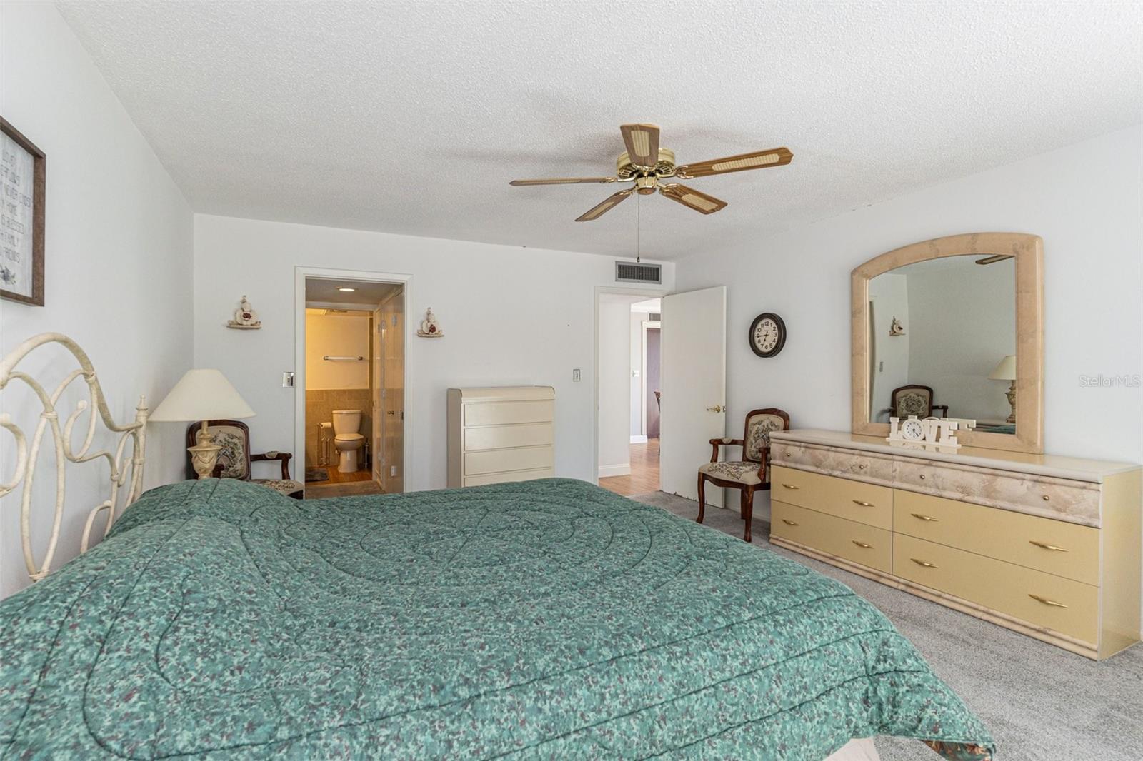 SEVILLE CONDO 8 - Residential