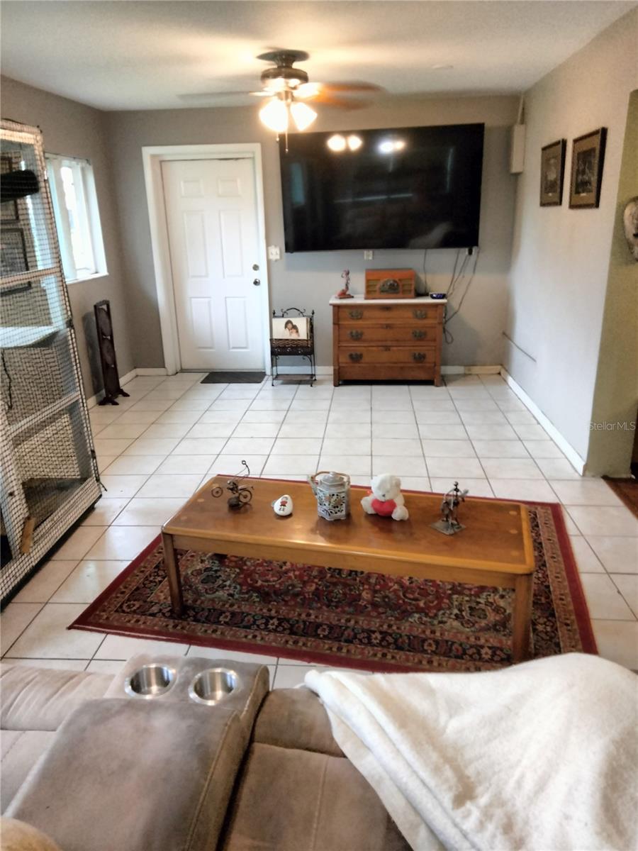 KEENE LAKE MANOR - Residential