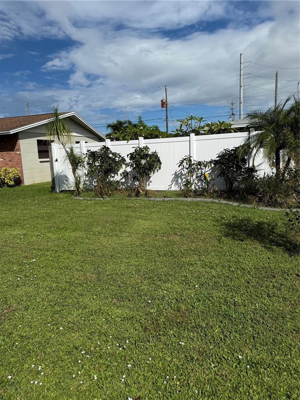 Photo of 2301 Fairlane Drive, Largo, FL 33771 (MLS # TB8436839)