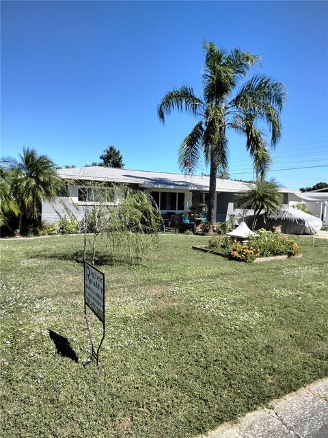 2301 FAIRLANE DRIVE LARGO FL 33771