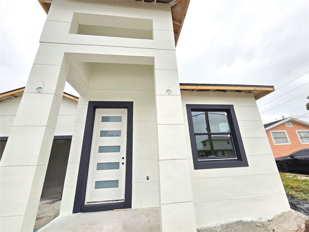 Photo of 2508 W Arch Street, Tampa, FL 33607 (MLS # TB8440116)