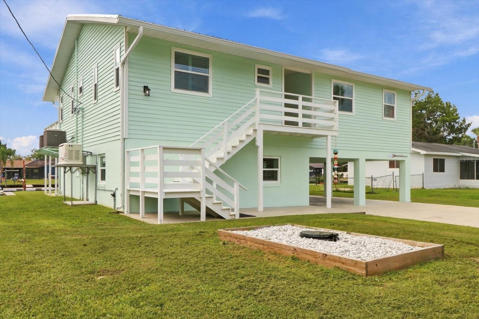 2060 NW 19TH STREET