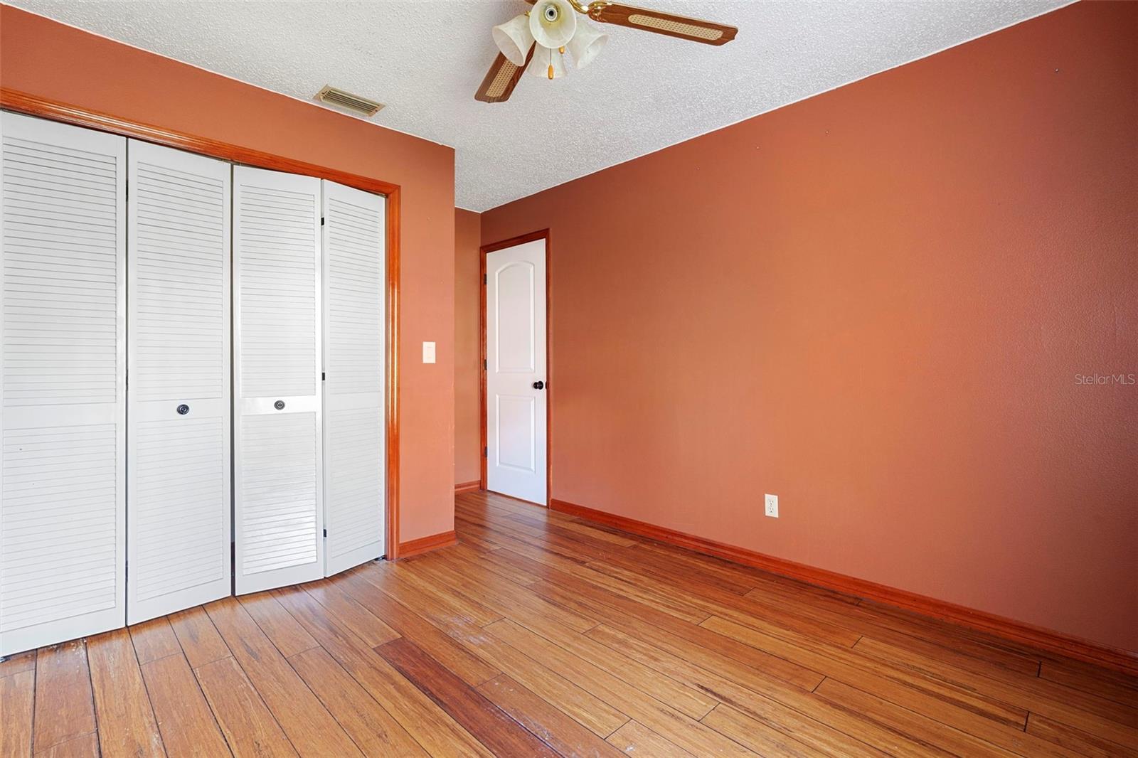 DELTONA LAKES UNIT 15 - Residential