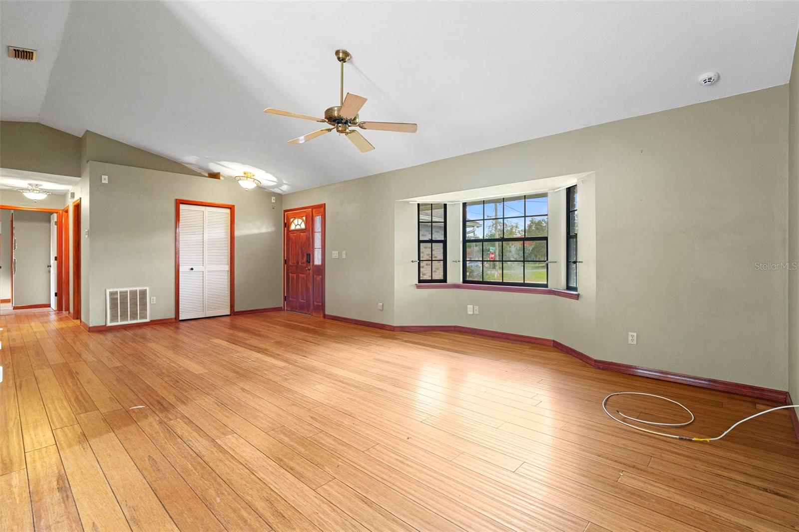 DELTONA LAKES UNIT 15 - Residential