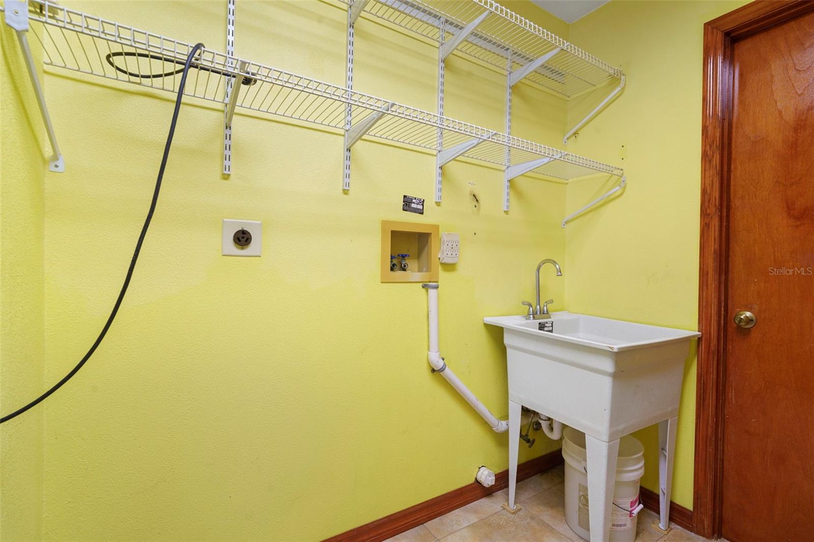 DELTONA LAKES UNIT 15 - Residential