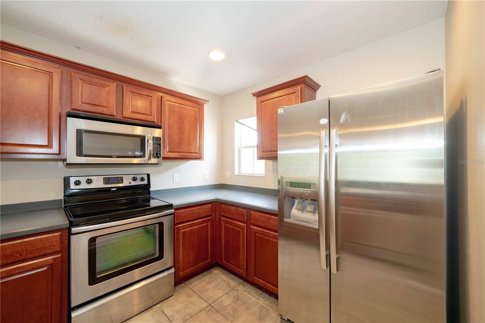 PALM RIVER TWNHMS PH 01 - Residential