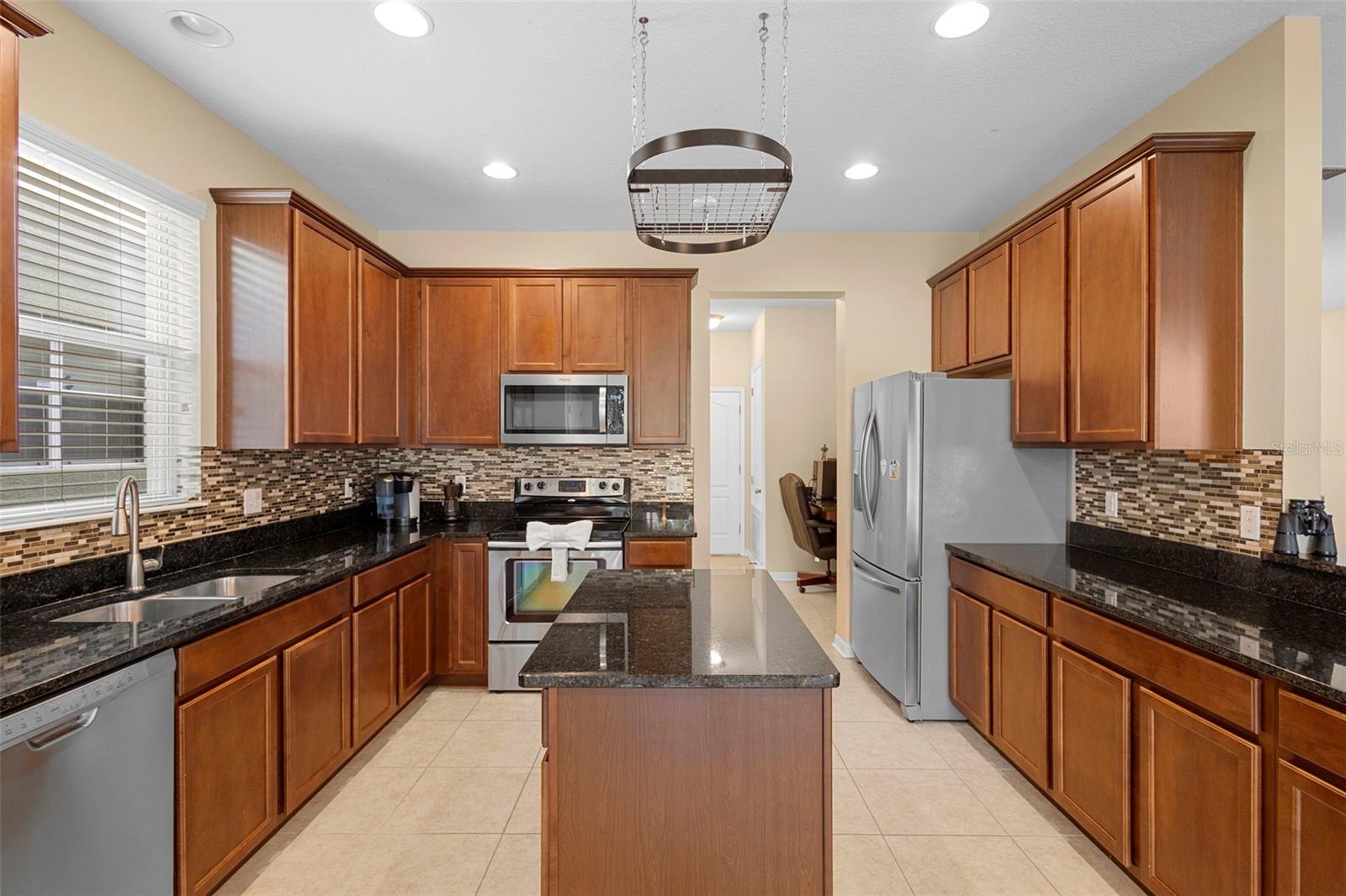 BROOKS LANDING - Residential Lease