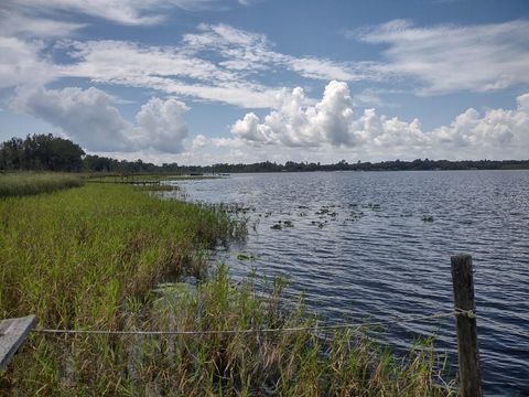 A home in OCKLAWAHA