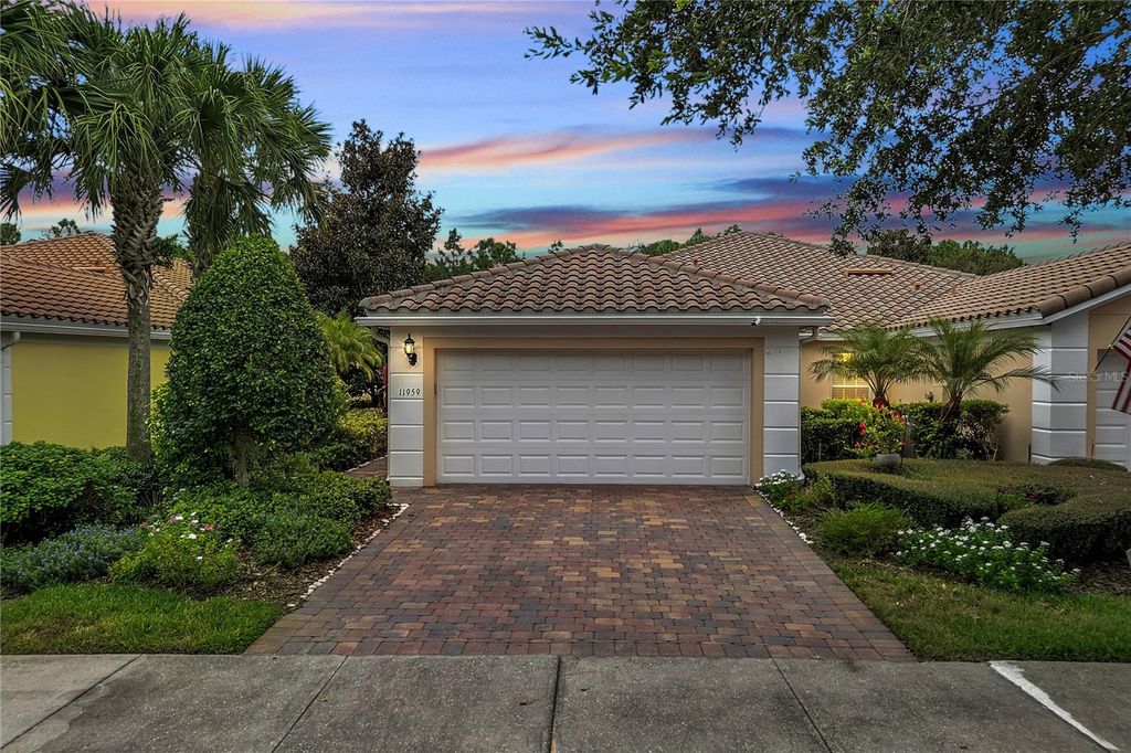 Photo of 11959 Fiore Drive, Orlando, FL 32827 (MLS # O6345155)