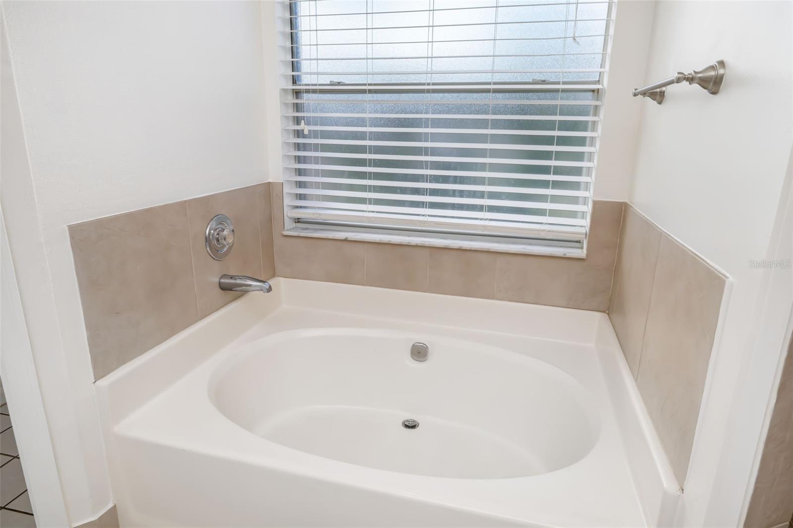 CEDAR CREEK - Residential