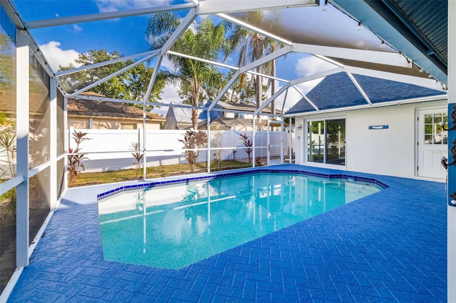 CEDAR CREEK - Residential