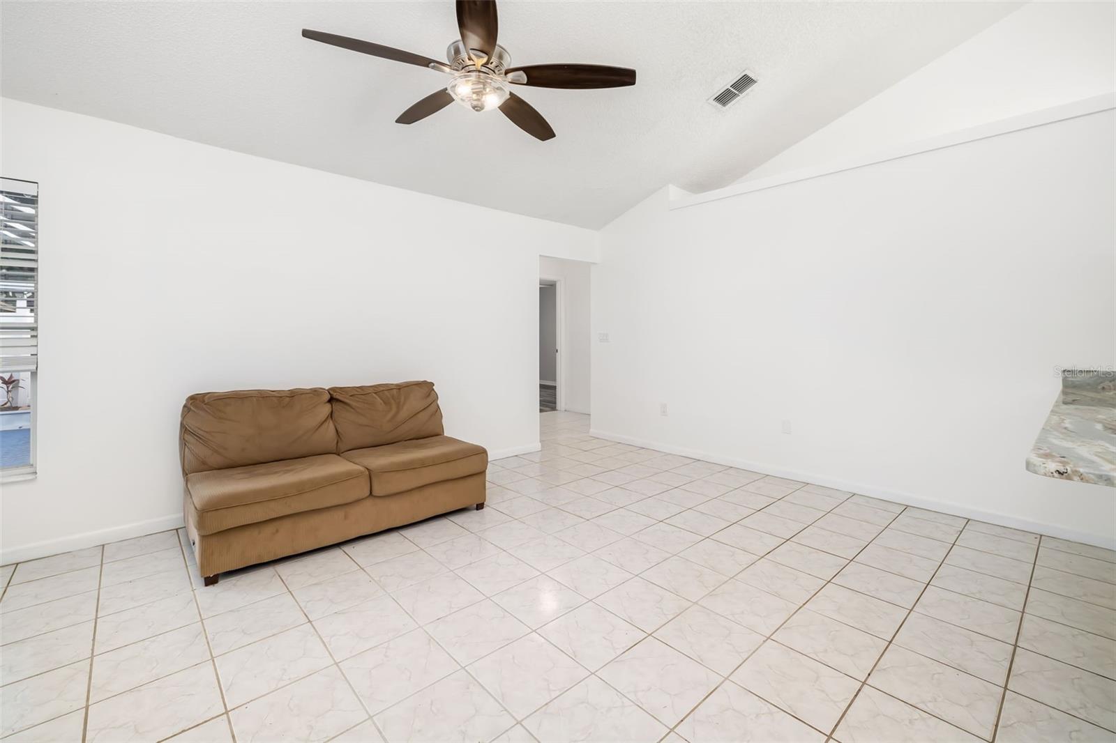 CEDAR CREEK - Residential