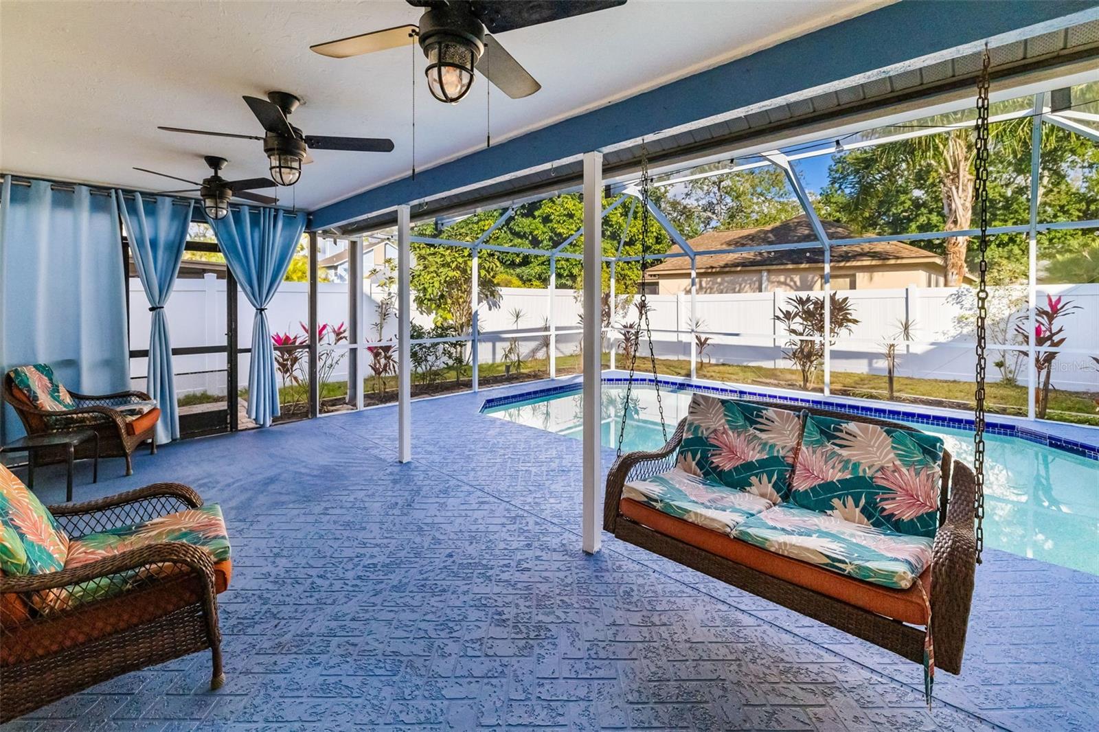 CEDAR CREEK - Residential