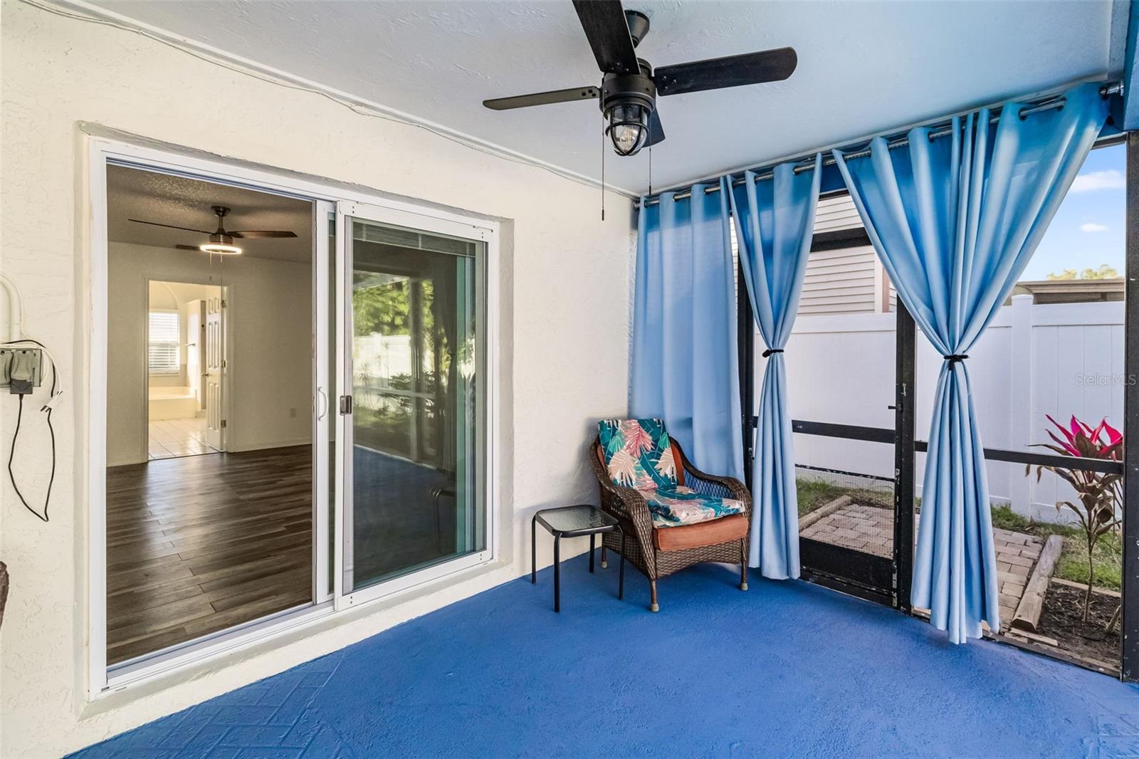 CEDAR CREEK - Residential