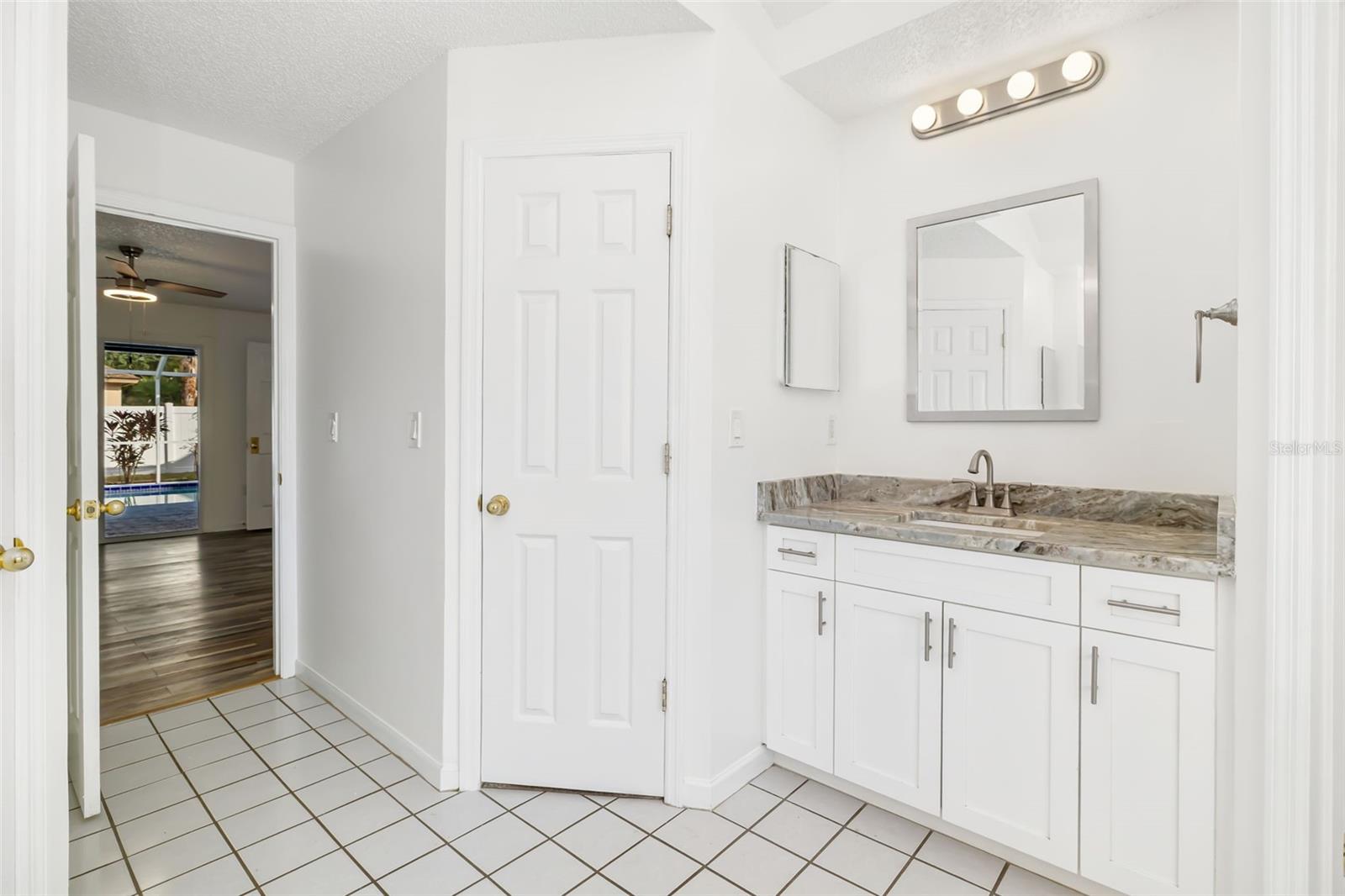 CEDAR CREEK - Residential