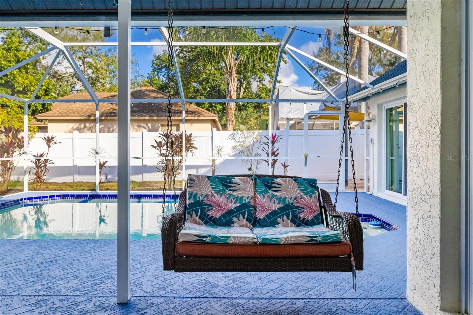 CEDAR CREEK - Residential