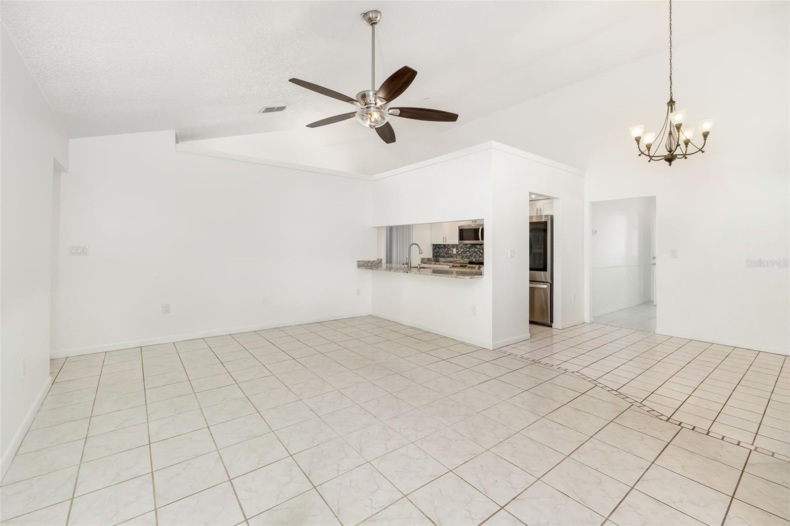 CEDAR CREEK - Residential