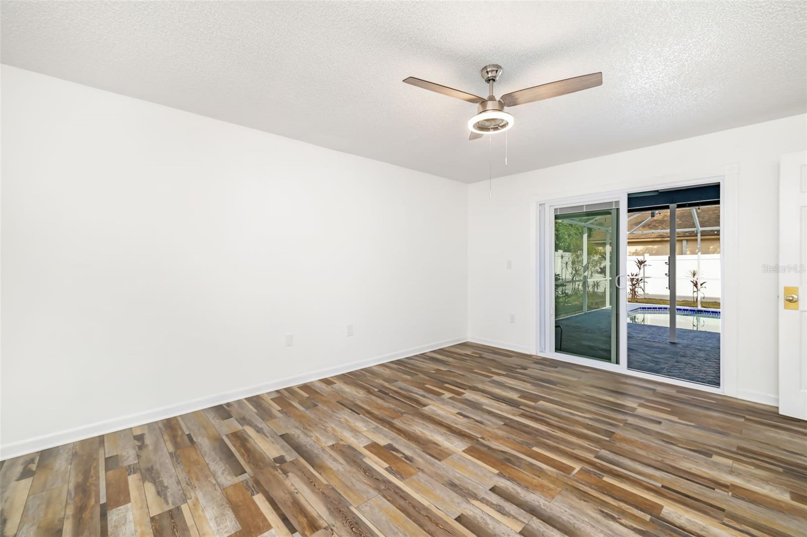 CEDAR CREEK - Residential