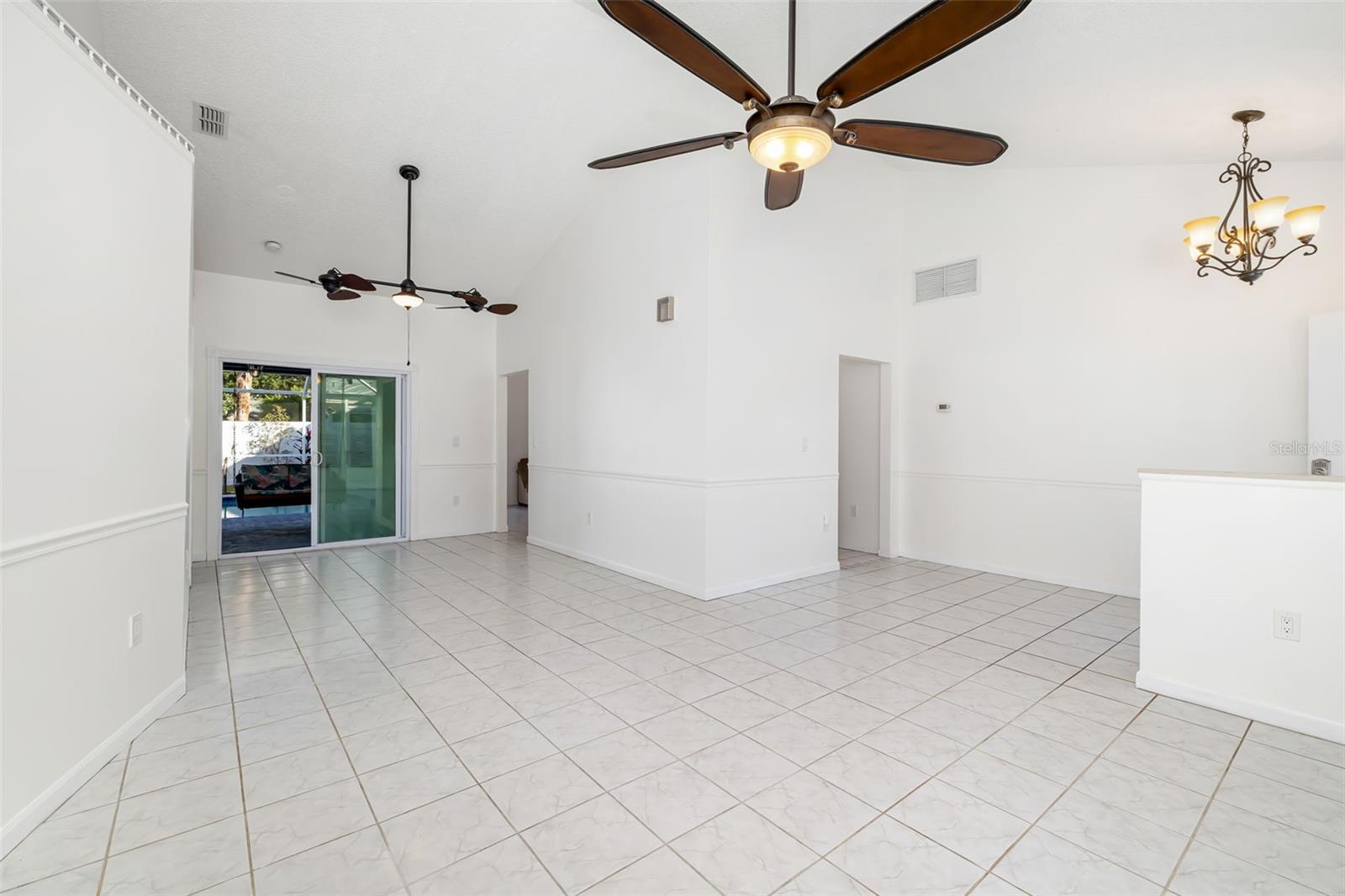 CEDAR CREEK - Residential