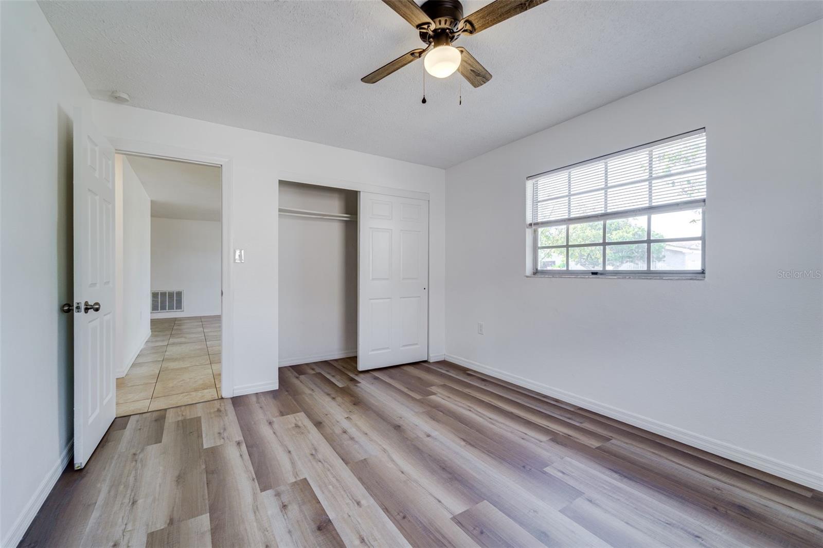 THE LAKES - Residential