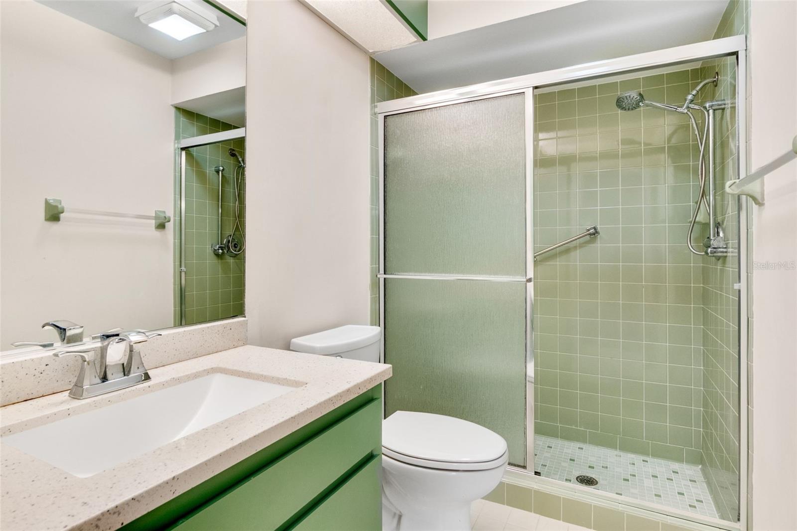 CENTER GATE ESTATE VILL 4 - Residential