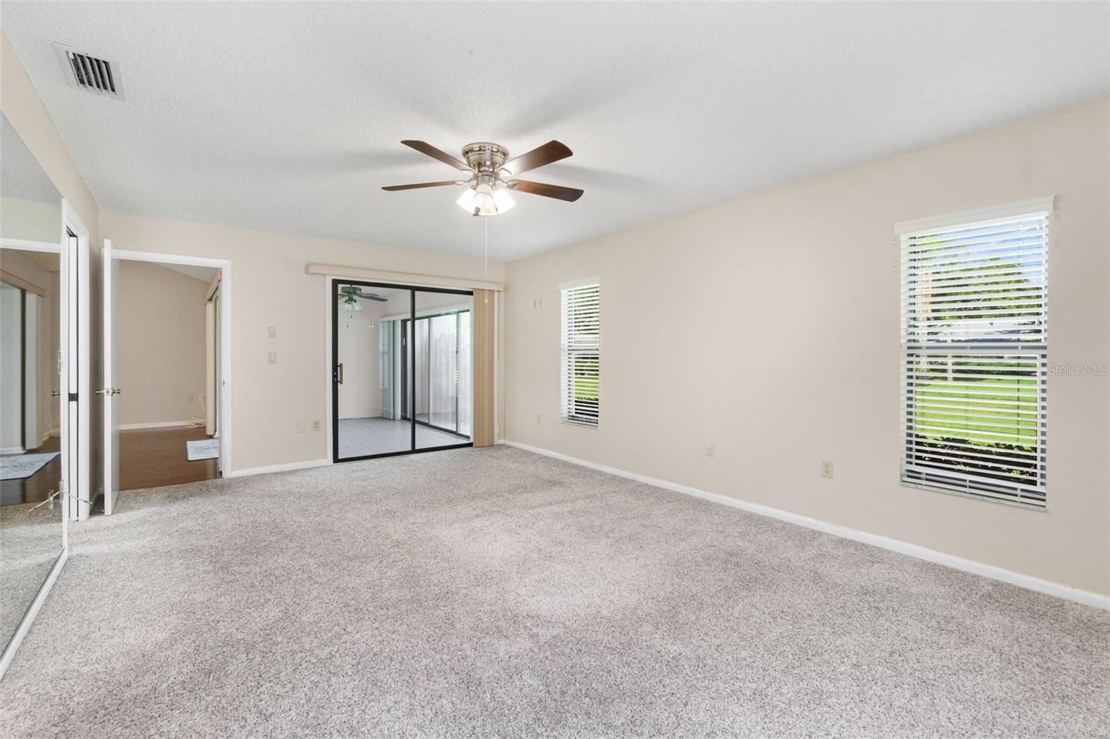 CENTER GATE ESTATE VILL 4 - Residential