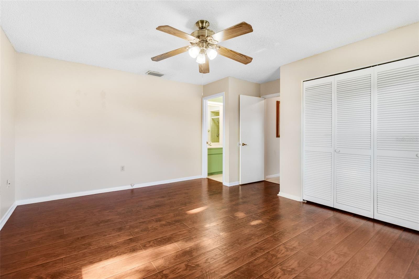 CENTER GATE ESTATE VILL 4 - Residential