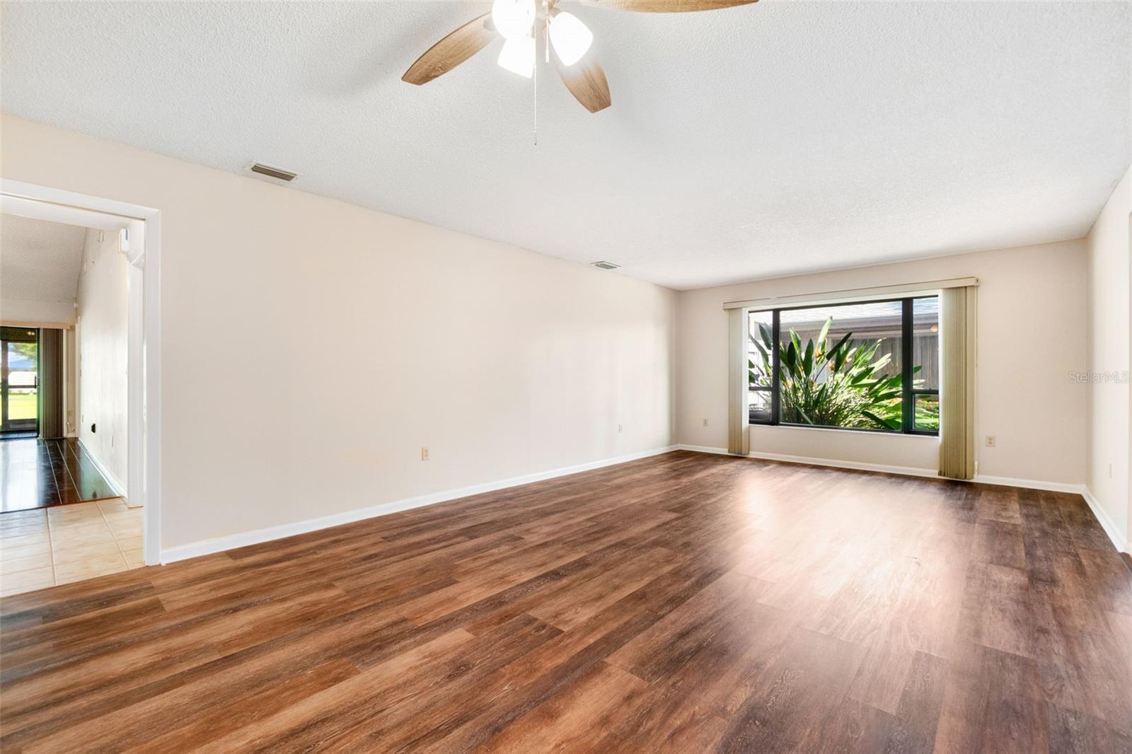 CENTER GATE ESTATE VILL 4 - Residential