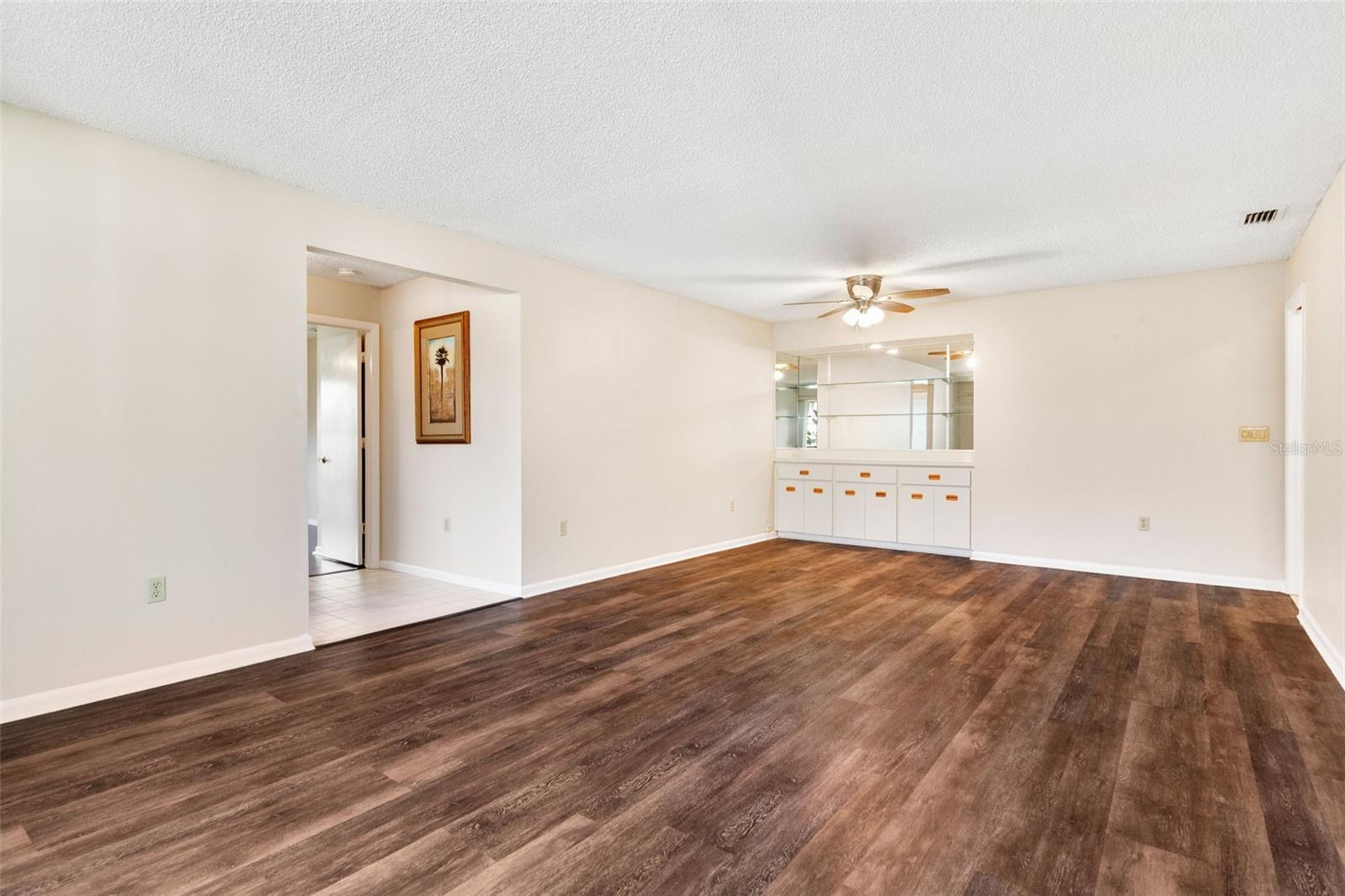 CENTER GATE ESTATE VILL 4 - Residential