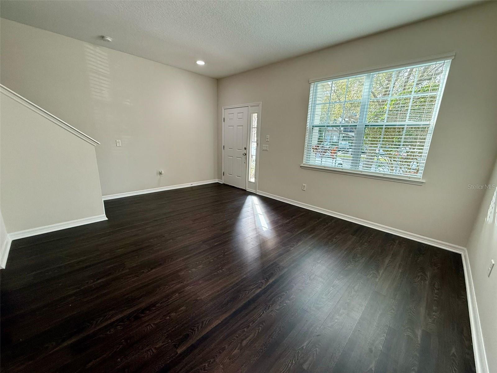 8271 MARITIME FLAG STREET 125