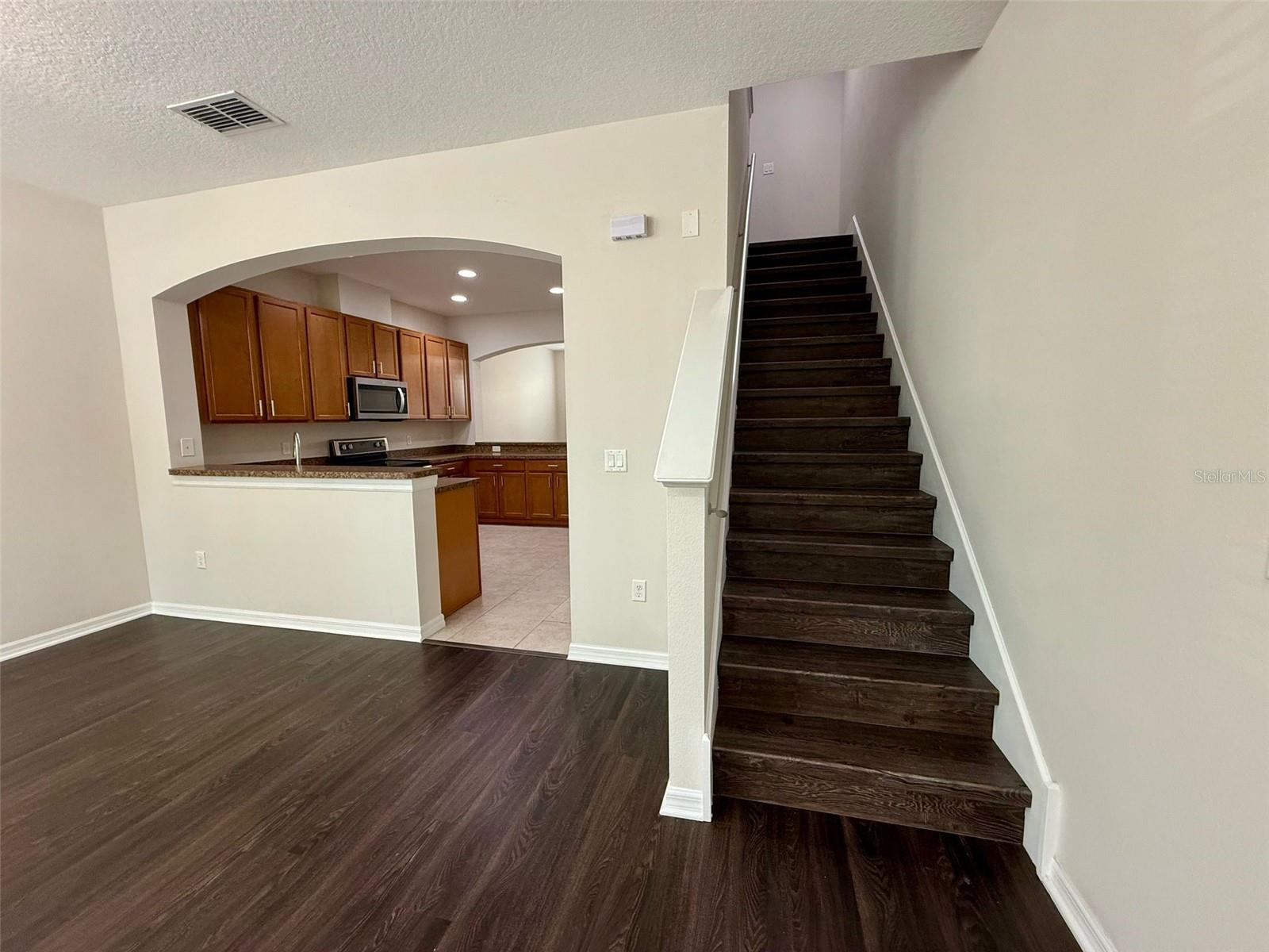 8271 MARITIME FLAG STREET 125