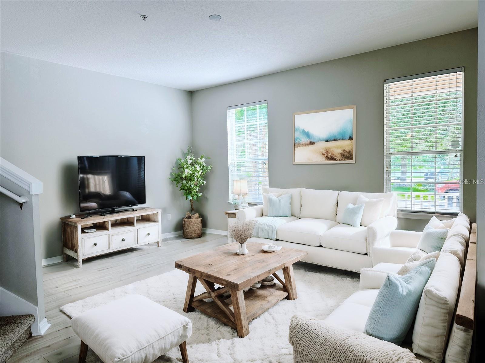 VILLAS/EAST PARK - Residential